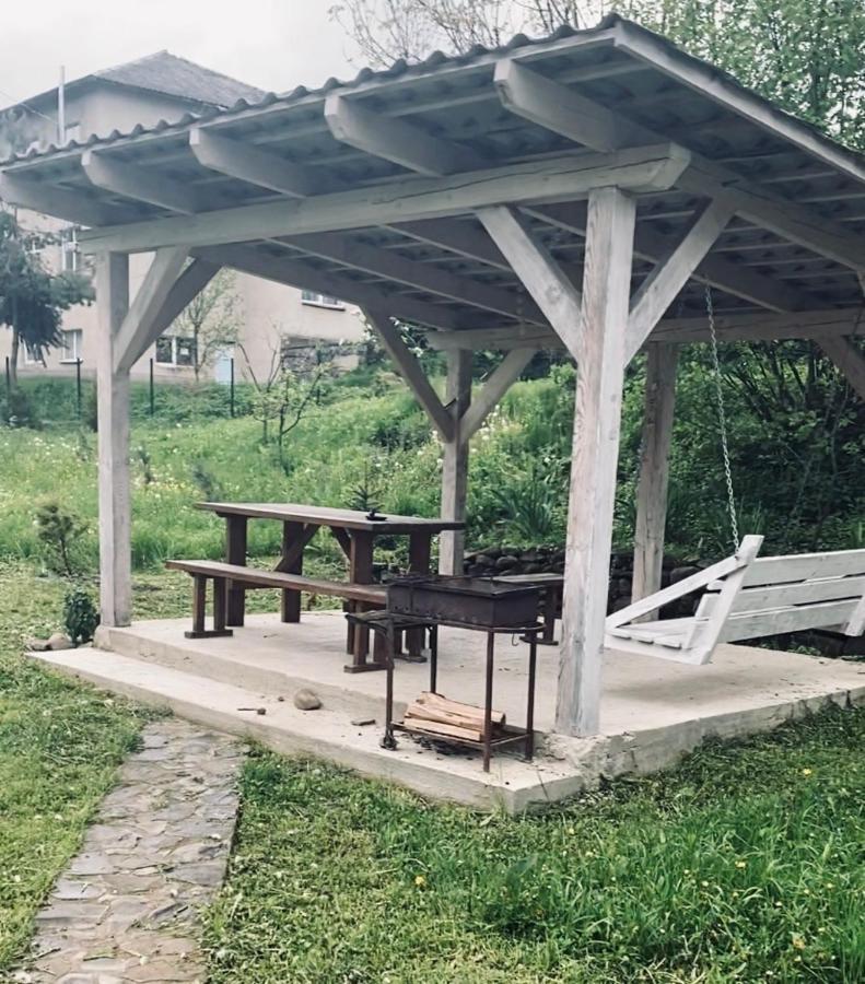Holiday Home Usadba Novoselitsa Exterior foto